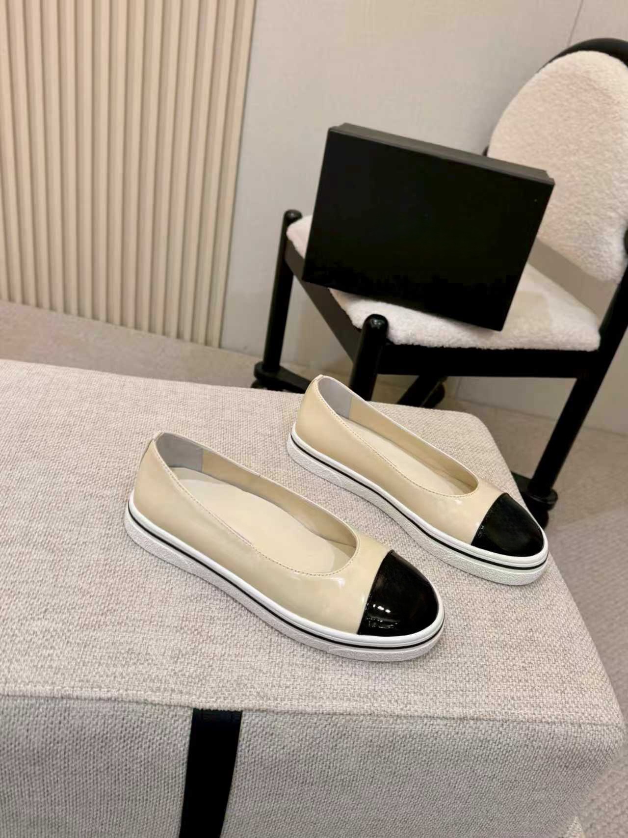Luxury Brand Women's Slip-on C - Espadrille Slip On 评论和价格